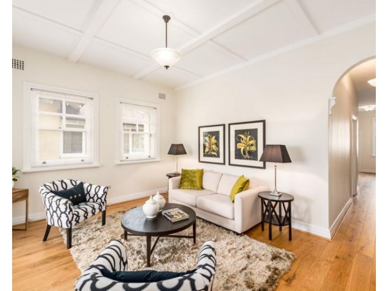 4/10 Holbrook Avenue, Kirribilli NSW 2061