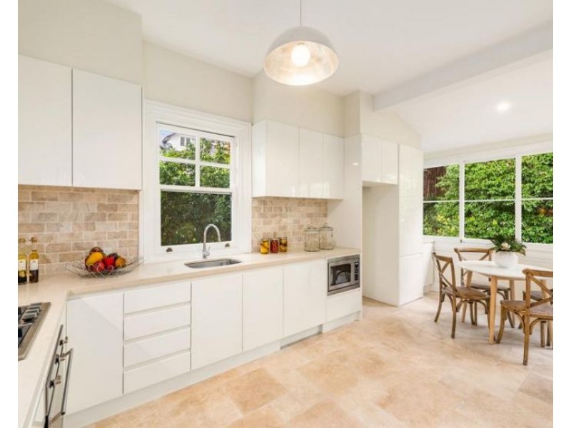 4/10 Holbrook Avenue, Kirribilli NSW 2061