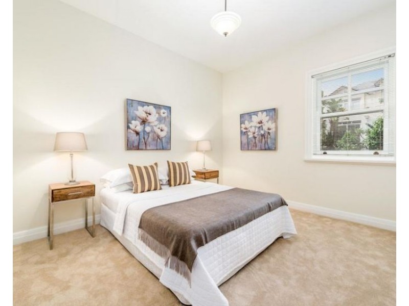 4/10 Holbrook Avenue, Kirribilli NSW 2061