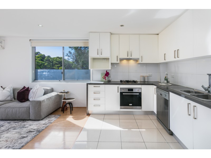 5/33 Hampden Road, Artarmon NSW 2064