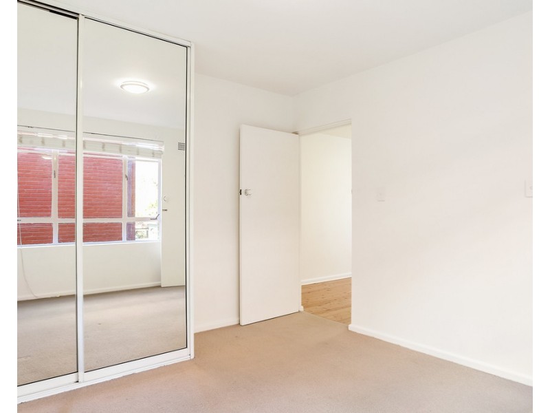 2/82 Avenue Road, Mosman NSW 2088