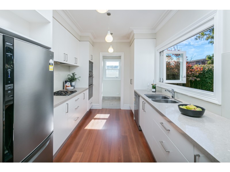 18 Hayberry Street, Crows Nest NSW 2065