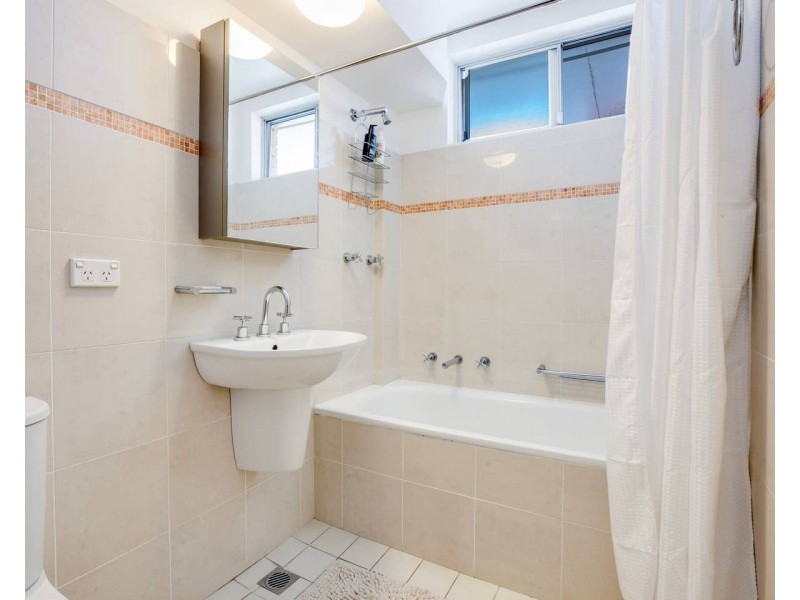 54/32 Carabella Street, Kirribilli NSW 2061