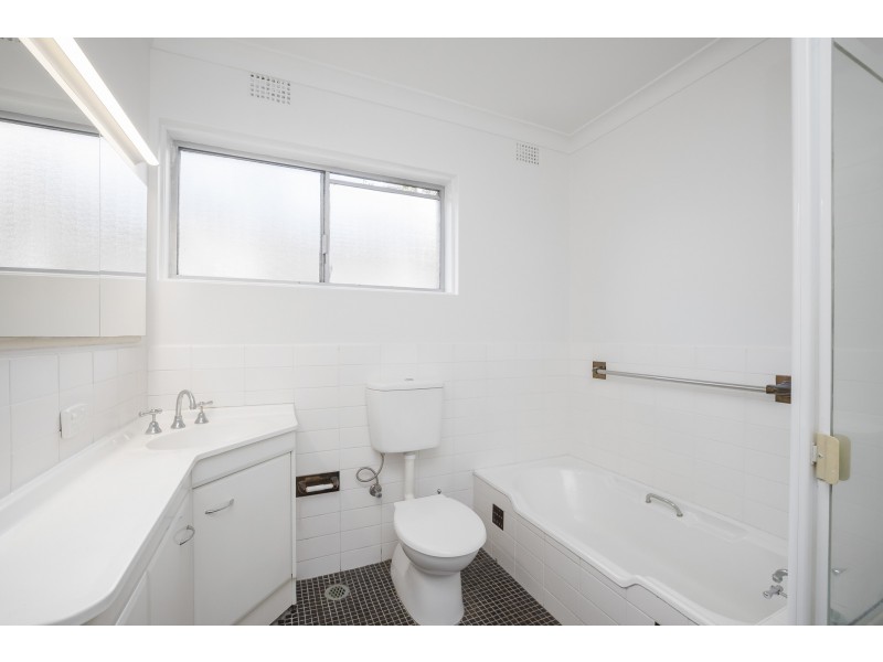 2/28 Waters Road, Neutral Bay NSW 2089