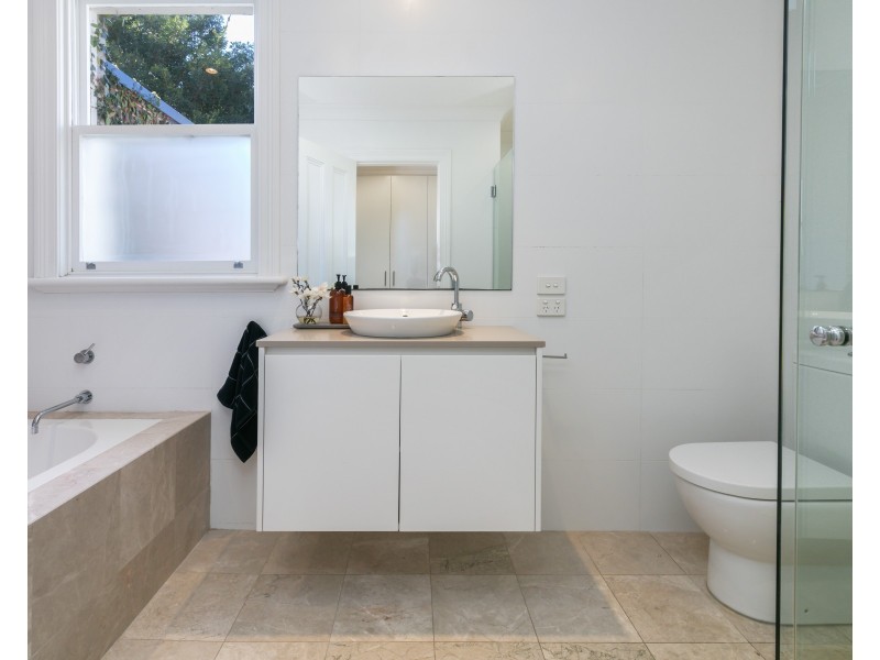 18 Hayberry Street, Crows Nest NSW 2065