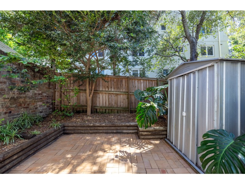 8 Hipwood Street, Kirribilli NSW 2061