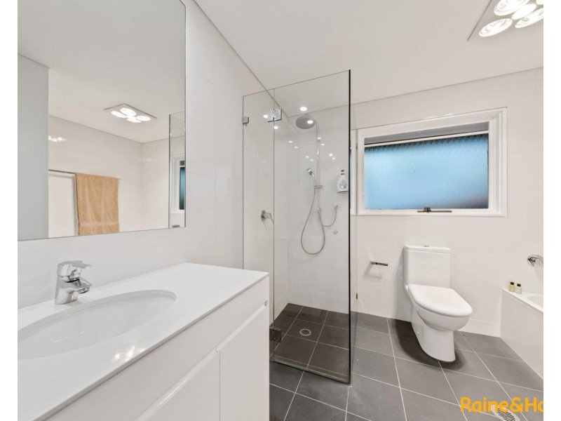 15B Cowdroy Avenue, Cammeray NSW 2062