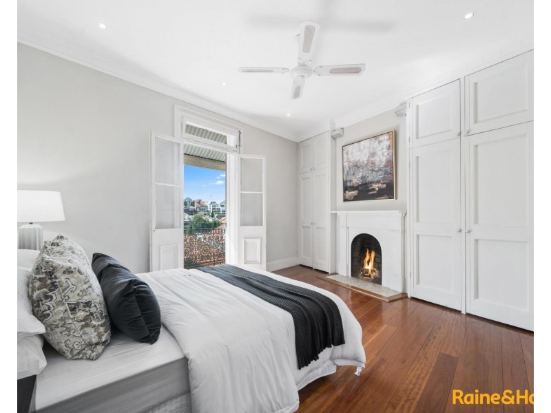 35 Willoughby Street, Kirribilli NSW 2061
