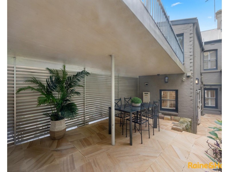 35 Willoughby Street, Kirribilli NSW 2061