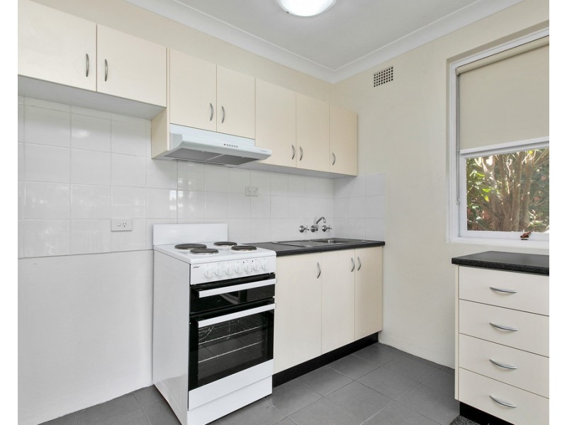 6/13 Grafton Crescent, Dee Why NSW 2099