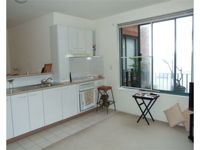 17/12 Hayberry Street, Crows Nest NSW 2065