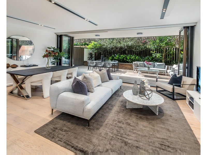 2/10 Nola Road, Roseville NSW 2069