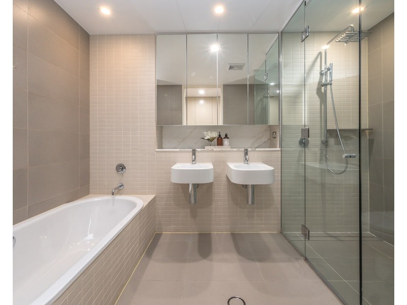 2/10 Nola Road, Roseville NSW 2069