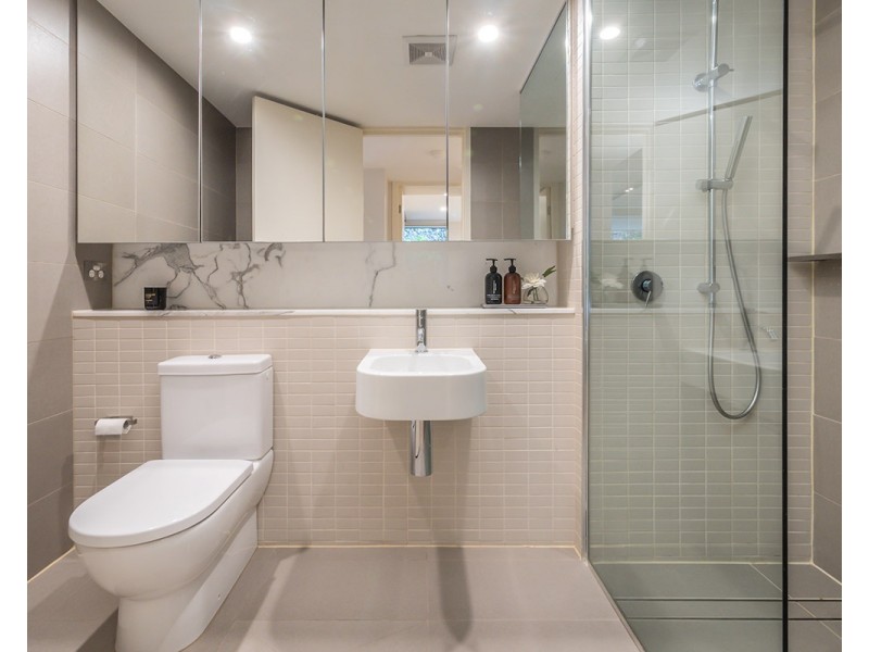 2/10 Nola Road, Roseville NSW 2069