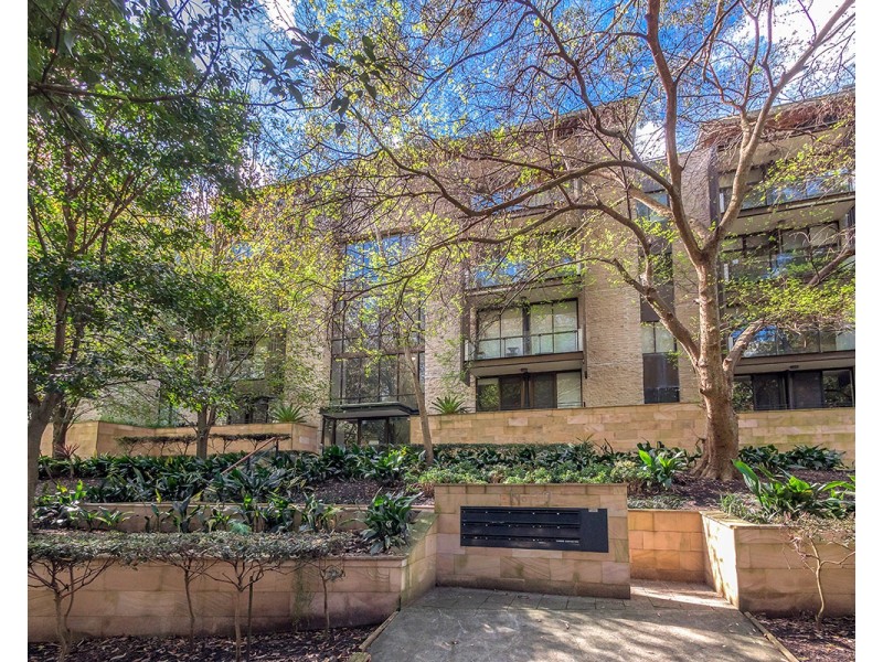 2/10 Nola Road, Roseville NSW 2069