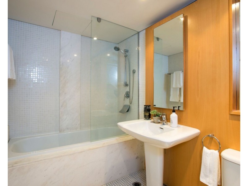 1410/30 Glen Street, Milsons Point NSW 2061