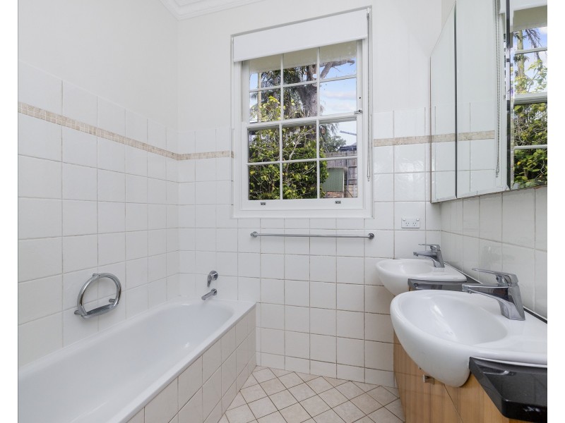 11 Weringa Avenue, Cammeray NSW 2062