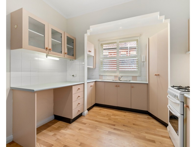 6/4 McDougall Street, Kirribilli NSW 2061