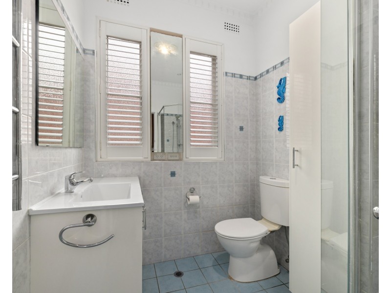 6/4 McDougall Street, Kirribilli NSW 2061