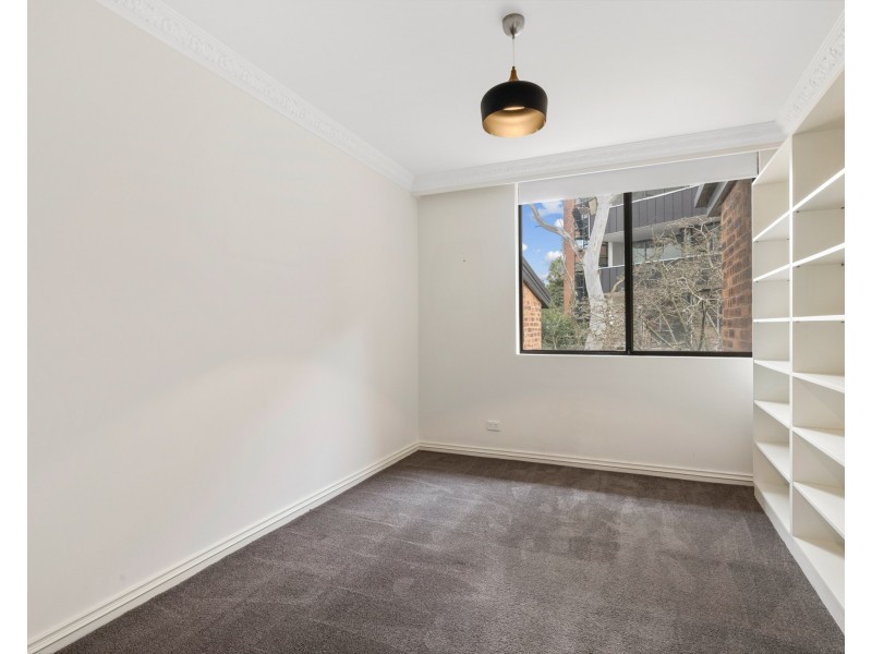 27/2 Spruson Street, Neutral Bay NSW 2089