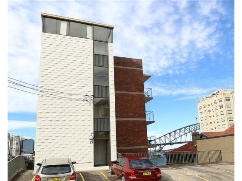 34/17 East Crescent Street, Mcmahons Point NSW 2060