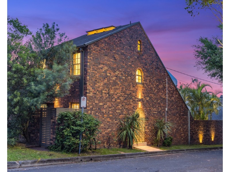 16A Moodie Street, Cammeray NSW 2062