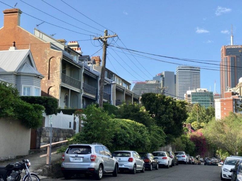 18 Waiwera Street, Mcmahons Point NSW 2060