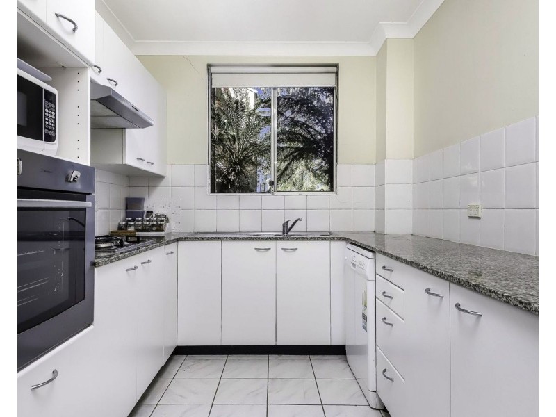 8/23 Barton Road, Artarmon NSW 2064