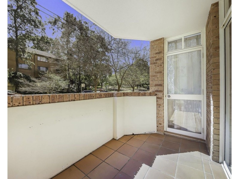 8/23 Barton Road, Artarmon NSW 2064