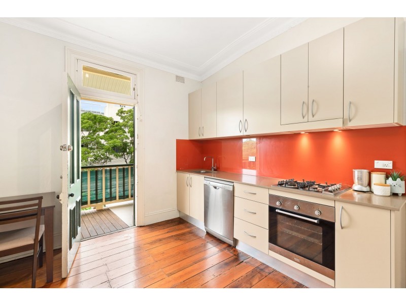 150 Falcon St (cnr Rodborough Ave), Crows Nest NSW 2065