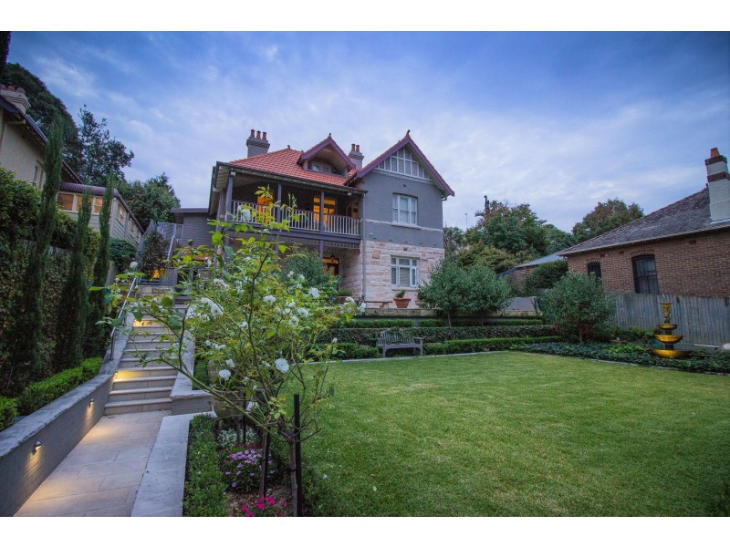 19 Glenview Street, Greenwich NSW 2065