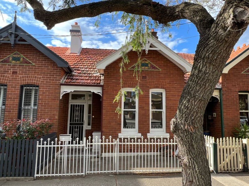 18 Holtermann Street, Crows Nest NSW 2065