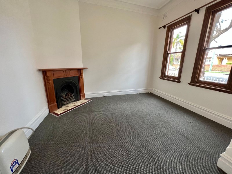 18 Holtermann Street, Crows Nest NSW 2065