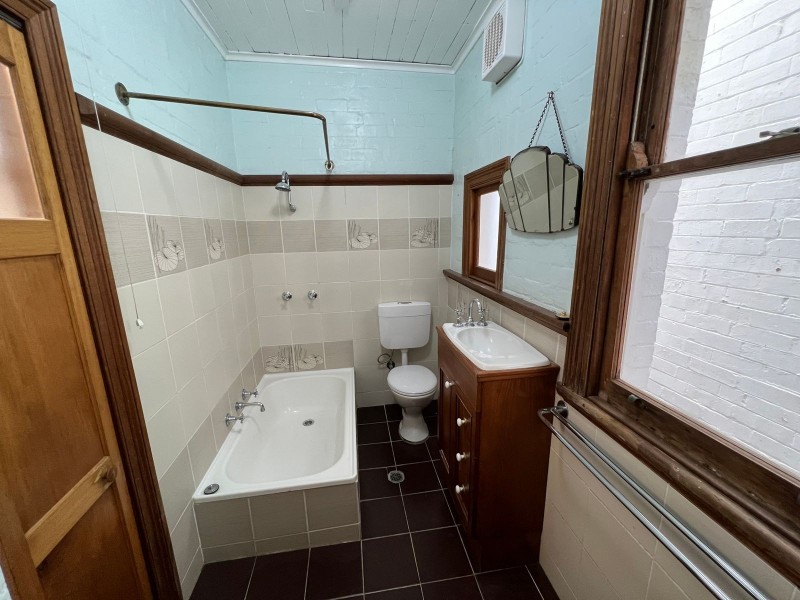 18 Holtermann Street, Crows Nest NSW 2065