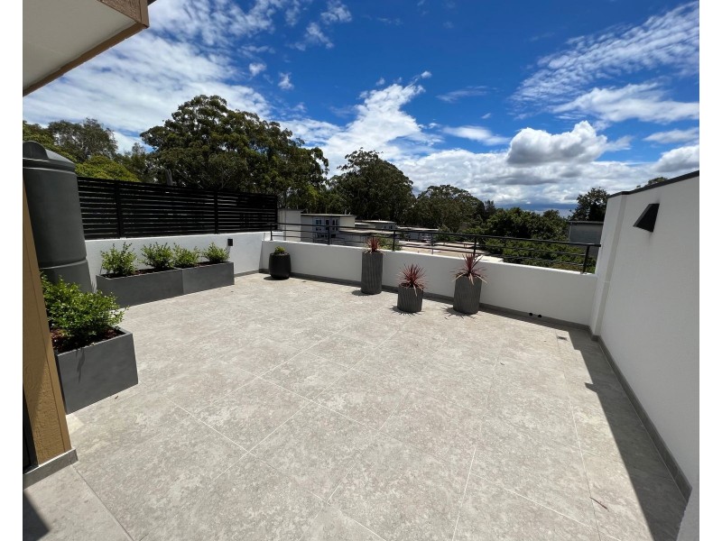 10 Coxs Lane (Cnr Birdwood Avenue), Lane Cove NSW 2066