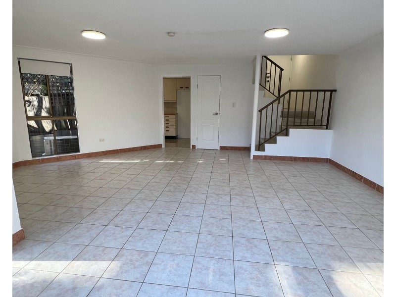 15/10-12 Eric Road, Artarmon NSW 2064