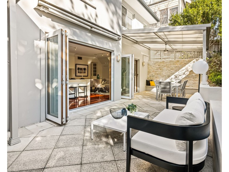 18 Carlyle Lane, Wollstonecraft NSW 2065