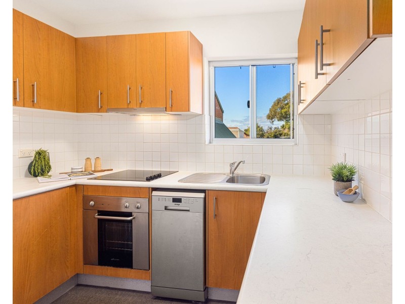 10/65  HOLTERMANN STREET, Crows Nest NSW 2065