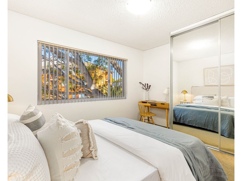 10/65  HOLTERMANN STREET, Crows Nest NSW 2065