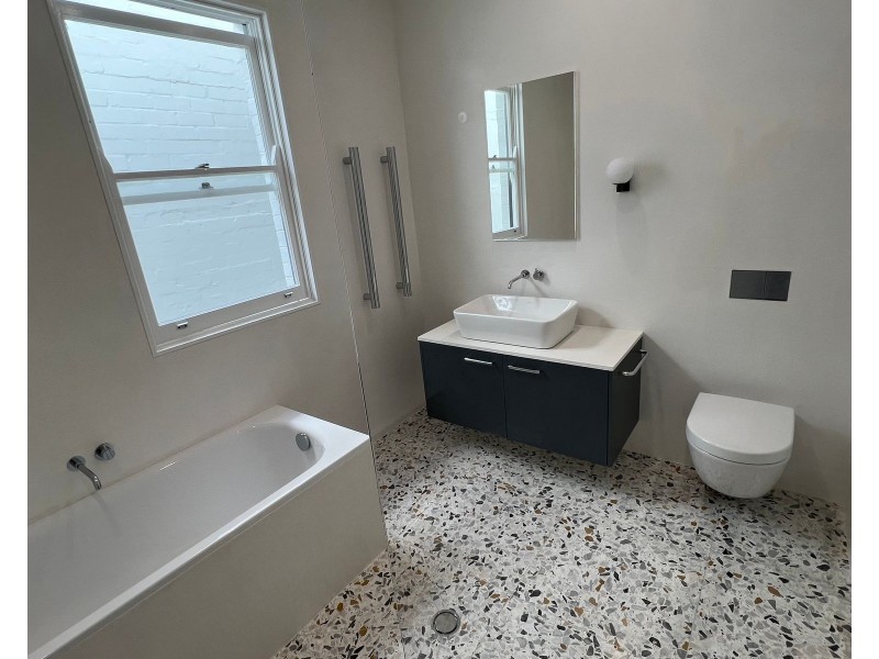 20 Holtermann Street, Crows Nest NSW 2065