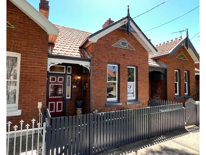 20 Holtermann Street, Crows Nest NSW 2065