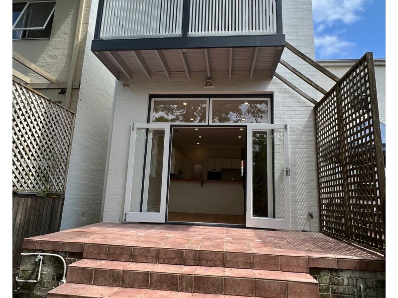 20 Holtermann Street, Crows Nest NSW 2065