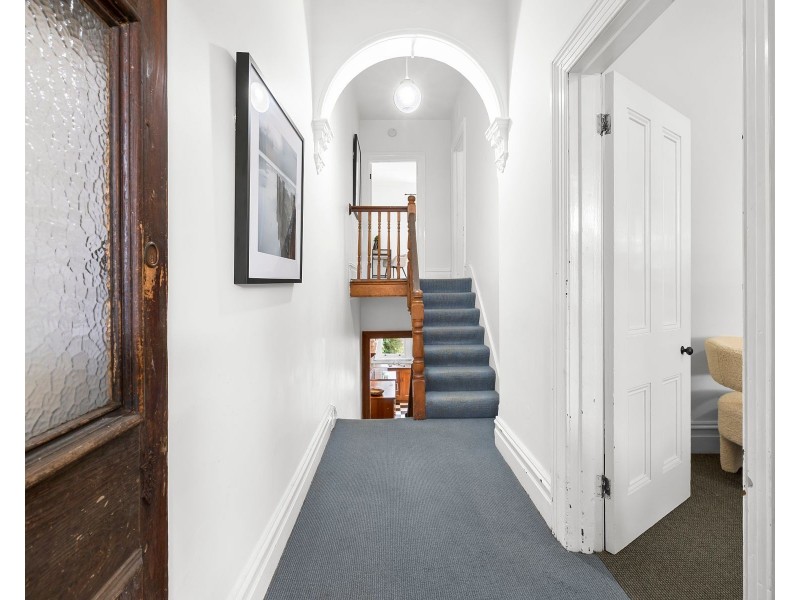 18 Holtermann Street, Crows Nest NSW 2065