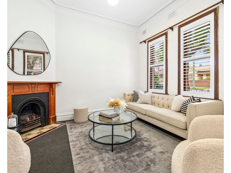 18 Holtermann Street, Crows Nest NSW 2065