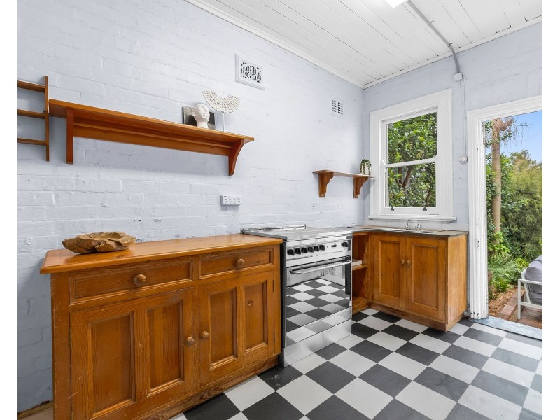 18 Holtermann Street, Crows Nest NSW 2065