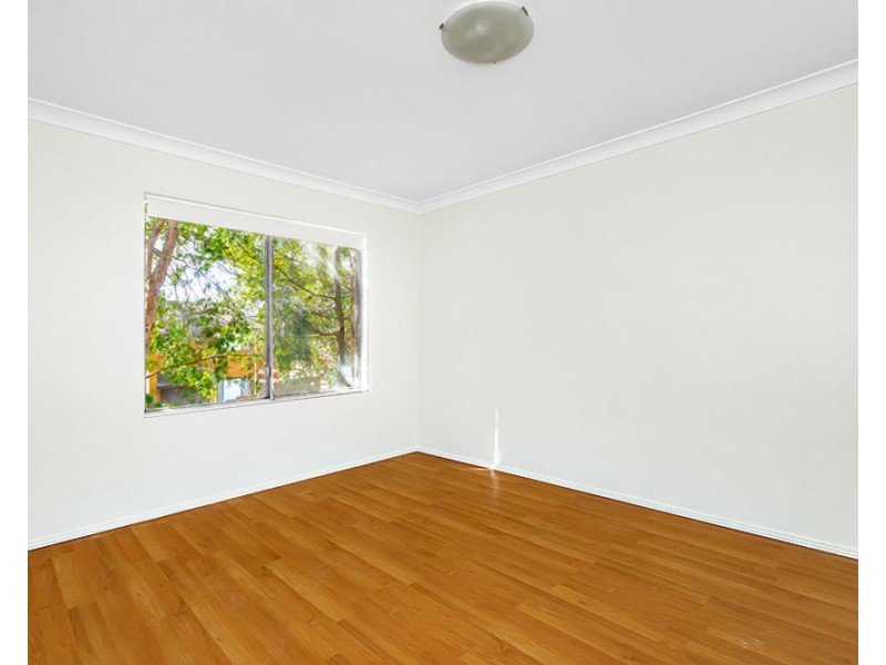 6/4 Eastbourne Road, Homebush West NSW 2140