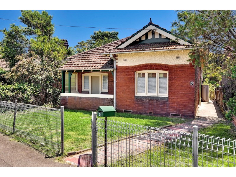 5 Loftus Crescent, Homebush NSW 2140