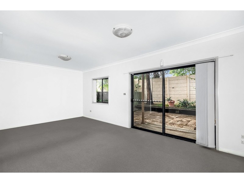 10 Hewin Close, Liberty Grove NSW 2138