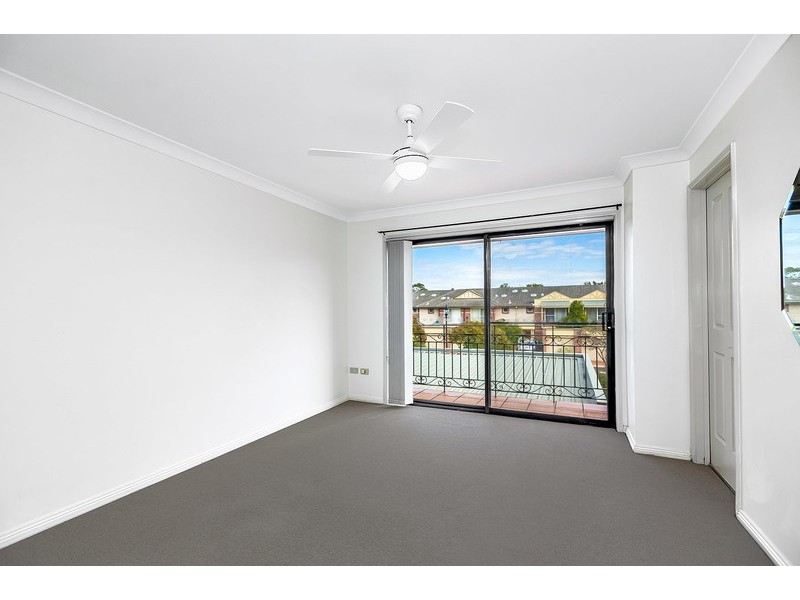 10 Hewin Close, Liberty Grove NSW 2138