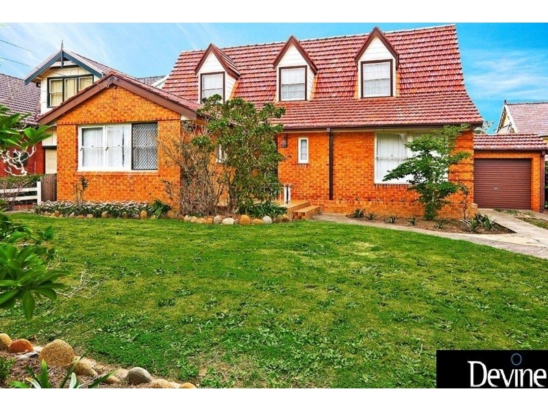 8 Wakeford Rd, Strathfield NSW 2135
